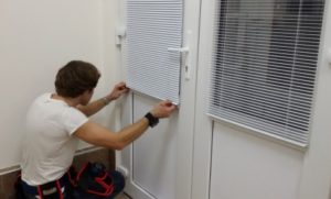 Установка рулонных жалюзи в Ставрополе